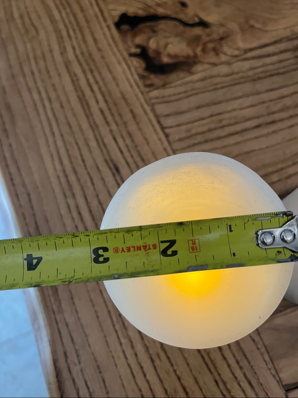 Luminara battery operated candles flickering wick. White w/yellow glow. - Picture 4 of 8